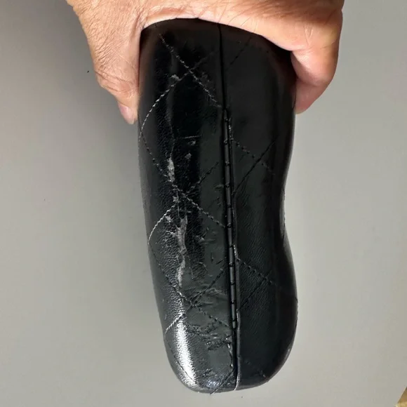 Authentic Chanel Black Oversized Sunglasses for women. - Picture 10 of 10